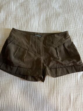 Express Olive Green Mid Waist Bermuda Cuffed Dress Shorts